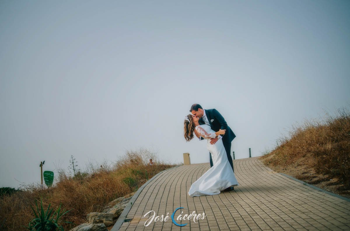 Playas de la Barrosa, Postboda MyA