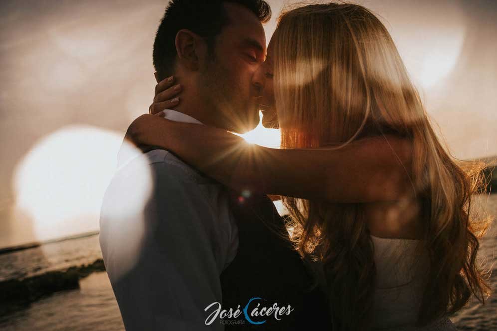 Postboda en Río Majaceite y playa de la muralla