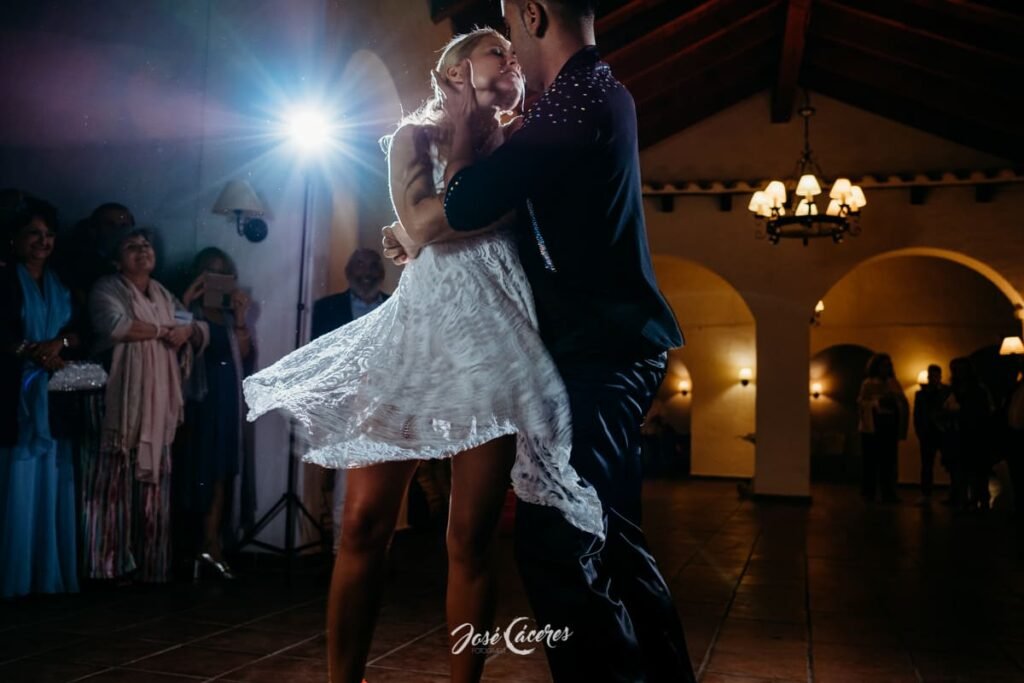 Boda civil en la playa