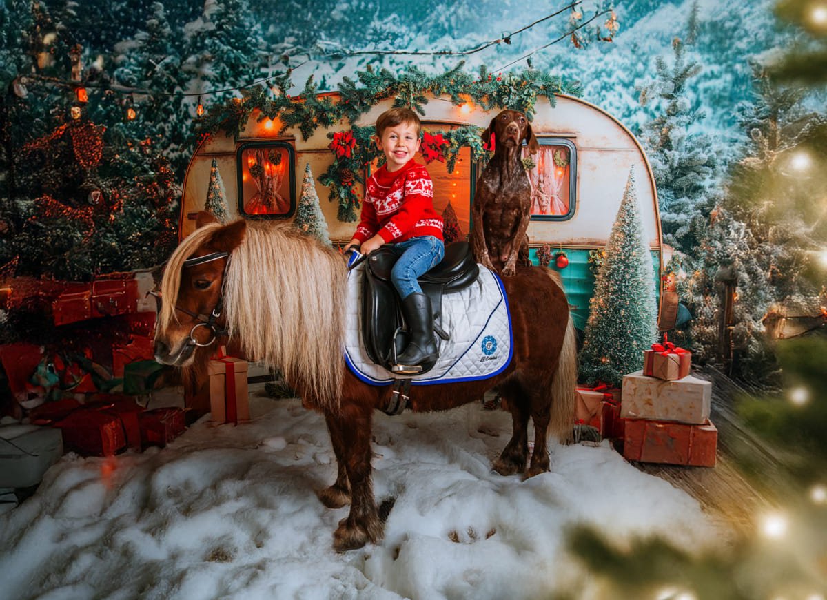 Reportajes navideños con Animales-10 Navidad mágica con niños y mascotas en Jerez