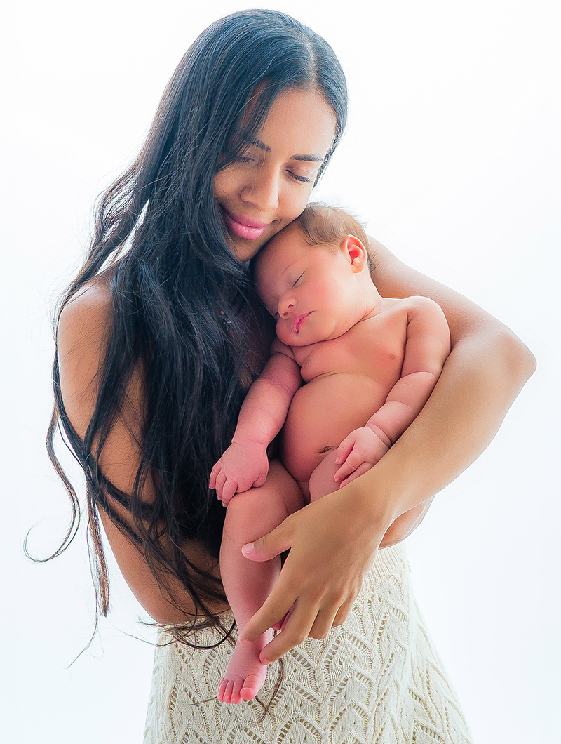 Sesión newborn en Jerez de la Frontera con estilo natural y delicado