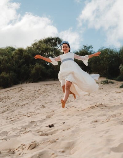 Fotos de comunión naturales en exterior para niños de Jerez