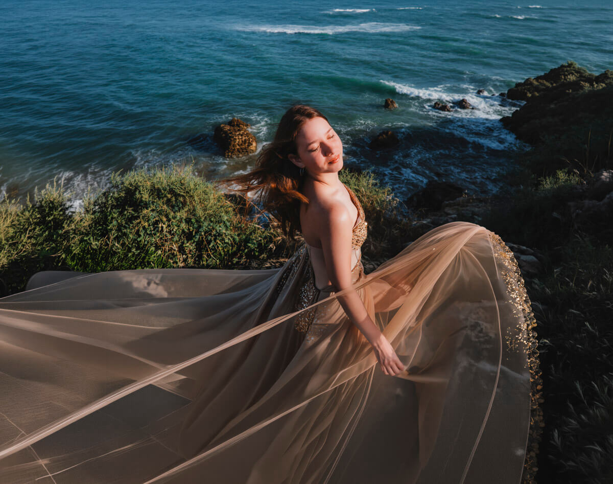 Fotografía de cumpleaños de 15 años en Jerez — sesión en la Playa de la Muralla, Cádiz